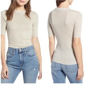 Something Navy Womens Gold Sparkle Knit Top
Crew Neck Short Sleeve top